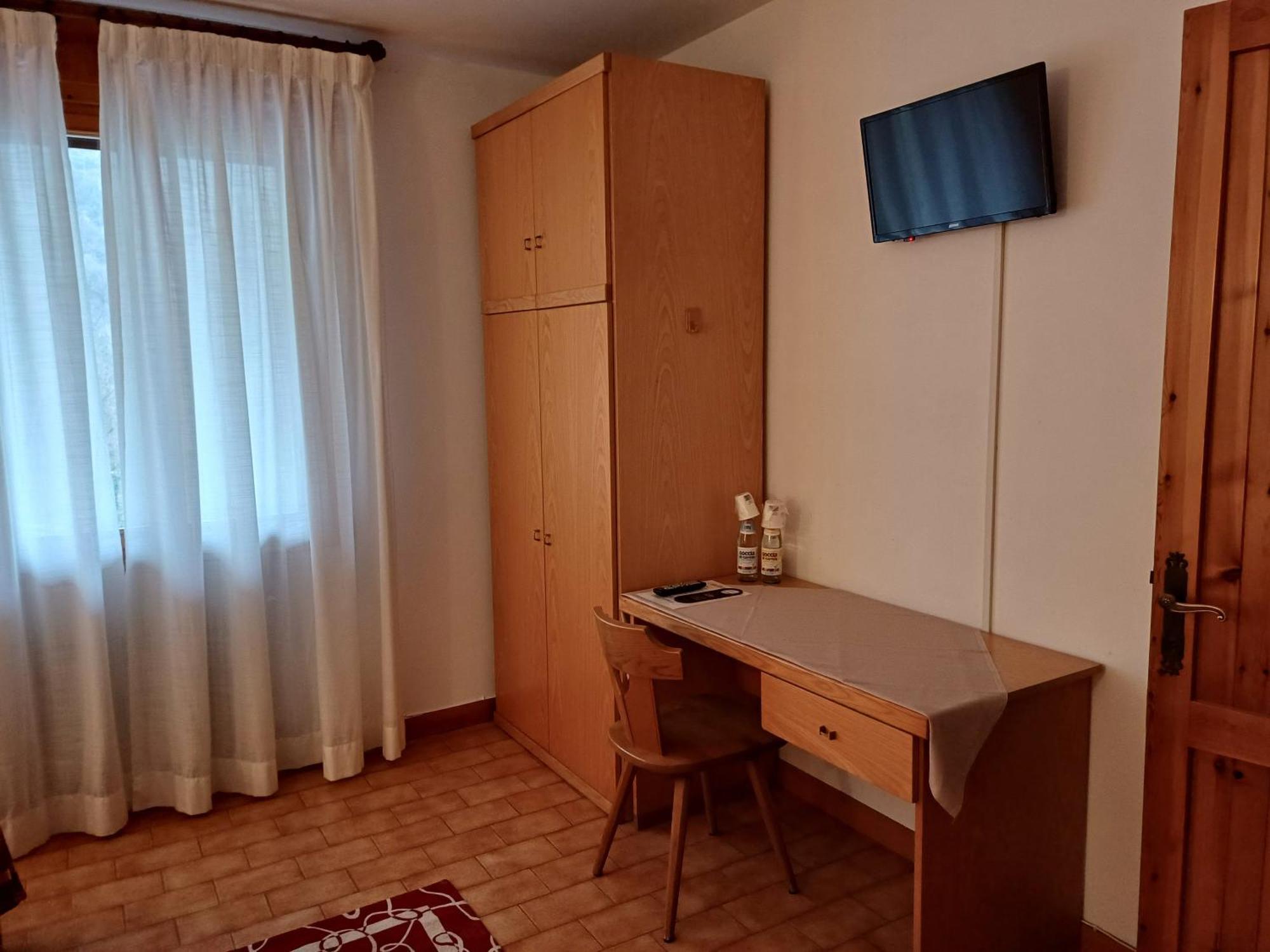 Hotel Dalla Mena 2*